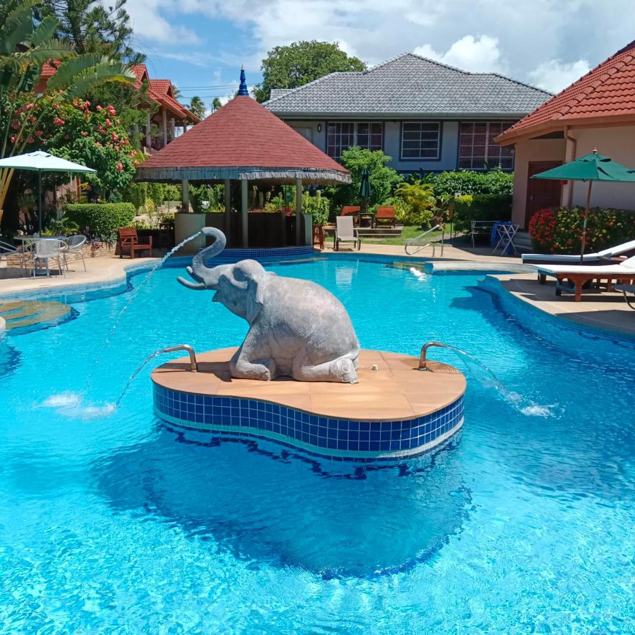 The Pavillon By The Pace Phuket Boutique Resort Rawai Buitenkant foto